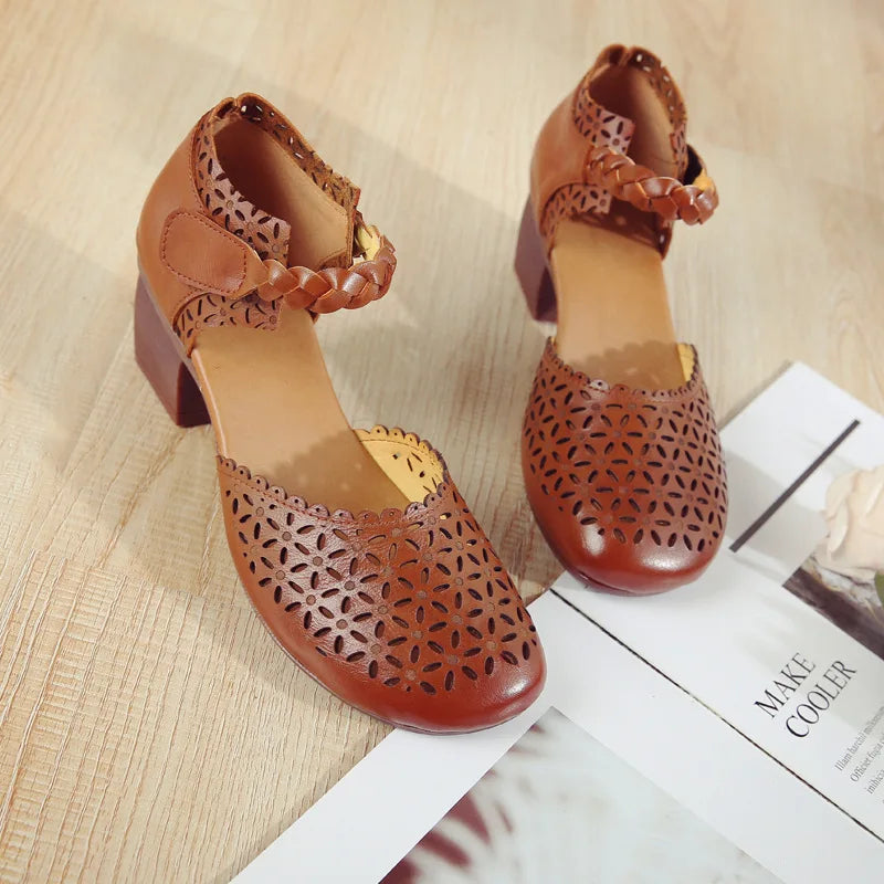 Xiuteng  2024 Summer New Soft Bottom Flat Genuine Leather Women Shoes Women Sandals Retro Handmade Flower Sandals For monther