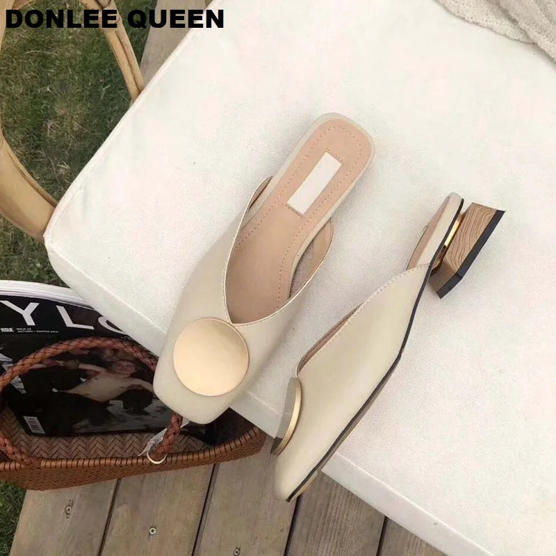 2023 Brand Designer Women Slippers Slip On Mules Flat Heel Casual Shoes British Buckle Slides Wooden Block Heels Summer Footwear