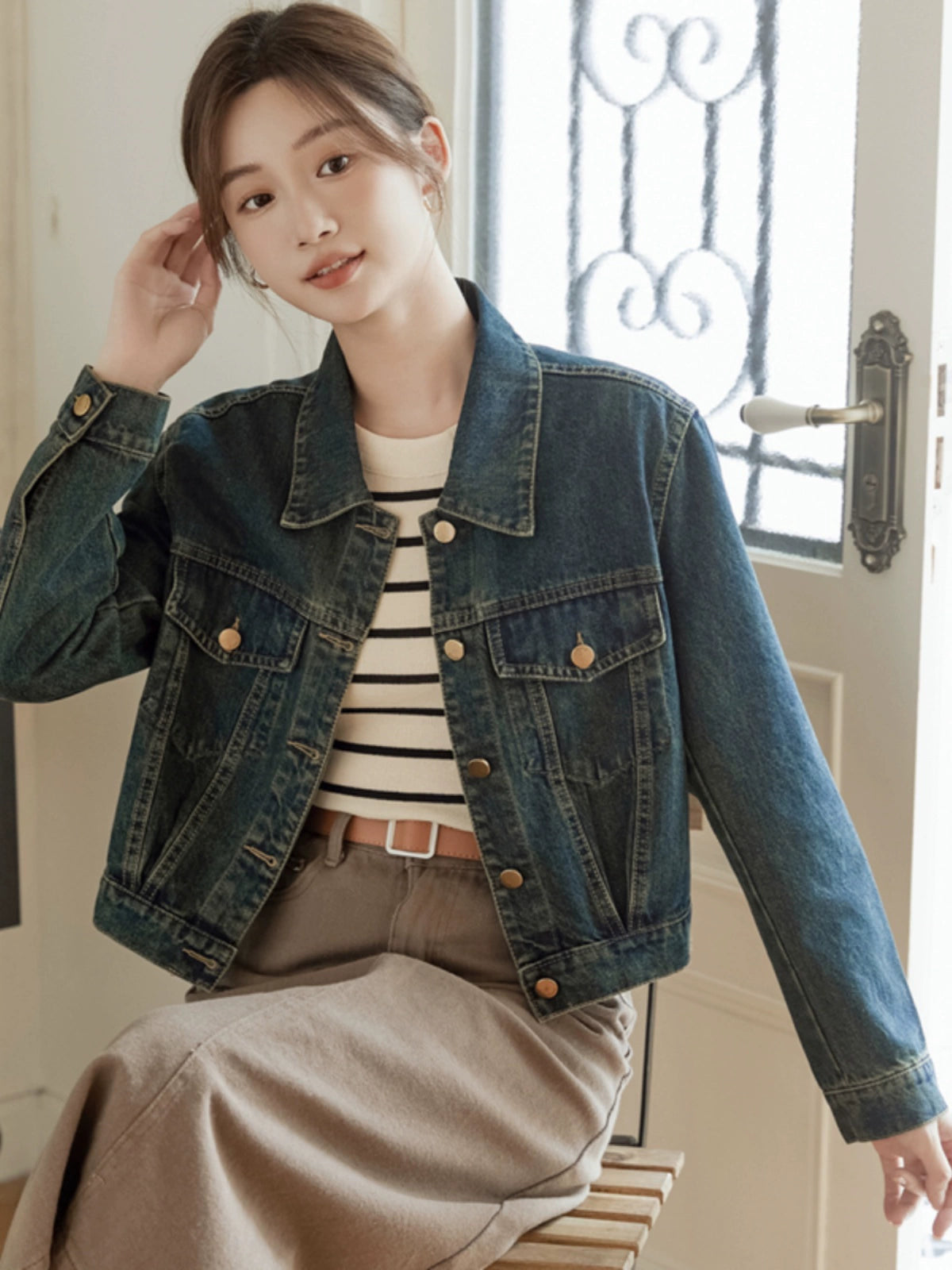 Chic Retro Denim Spring and Autumn Jacket Top Short Coat