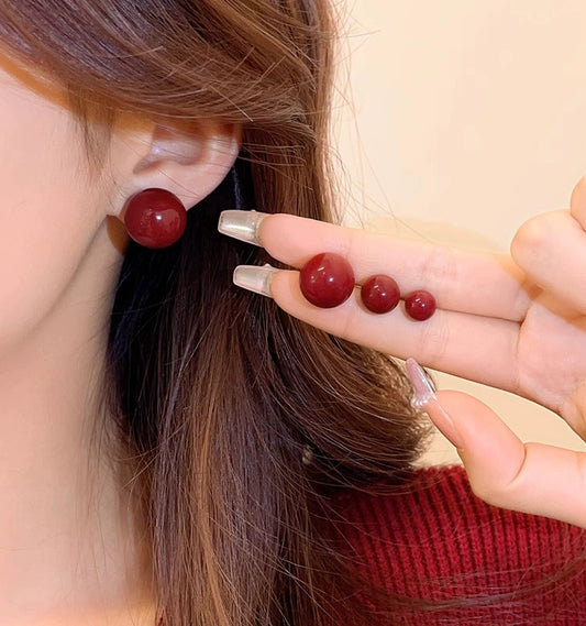 Unique Red Bean-Shaped Stud Earrings Women's New Arrival 2023 Best Selling Graceful Earrings Accessible Luxury Special-Interest Design Fancy Earrings