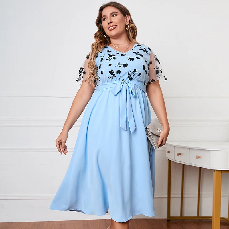 Della Mel Plus Size Women Clothing Lace Short Sleeve Long Dress Summer V-Neck Belt Blue Party Lady Big Size Maxi Dresses 3XL 4XL