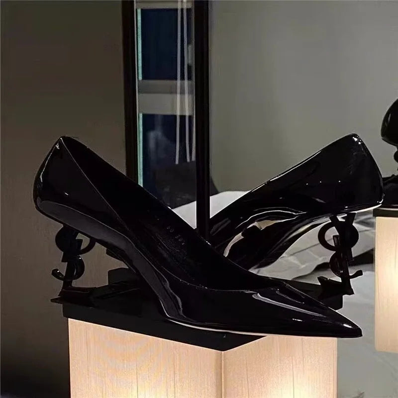 2024 Fashion High Heels Women Silk Luxury Designer Sandal Metallic Flower Square Toe Pointed Fine Heel Party Dress Shoes Pumps