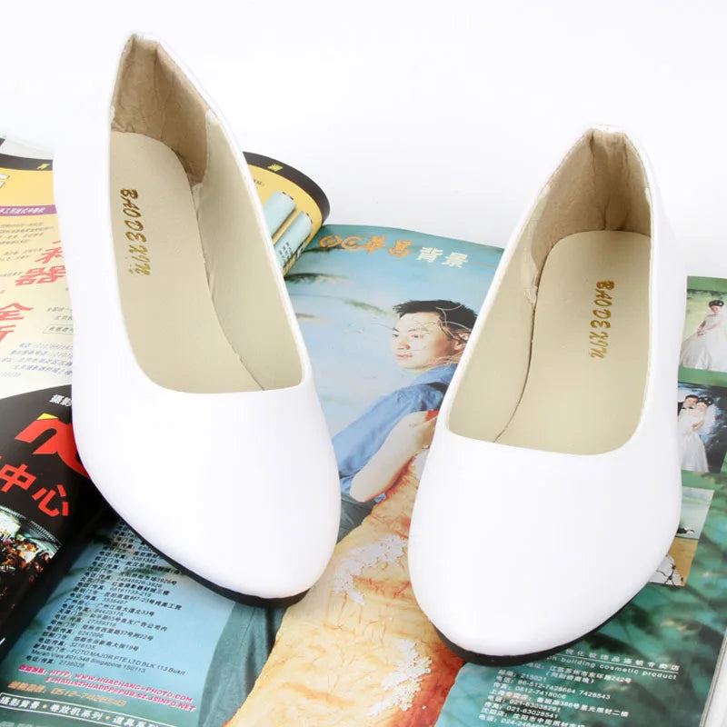 Summer women's flat shoes patent leather women's flat shoes candy color Lok Fu shoes comfortable shoes women EU 42  WSH2215