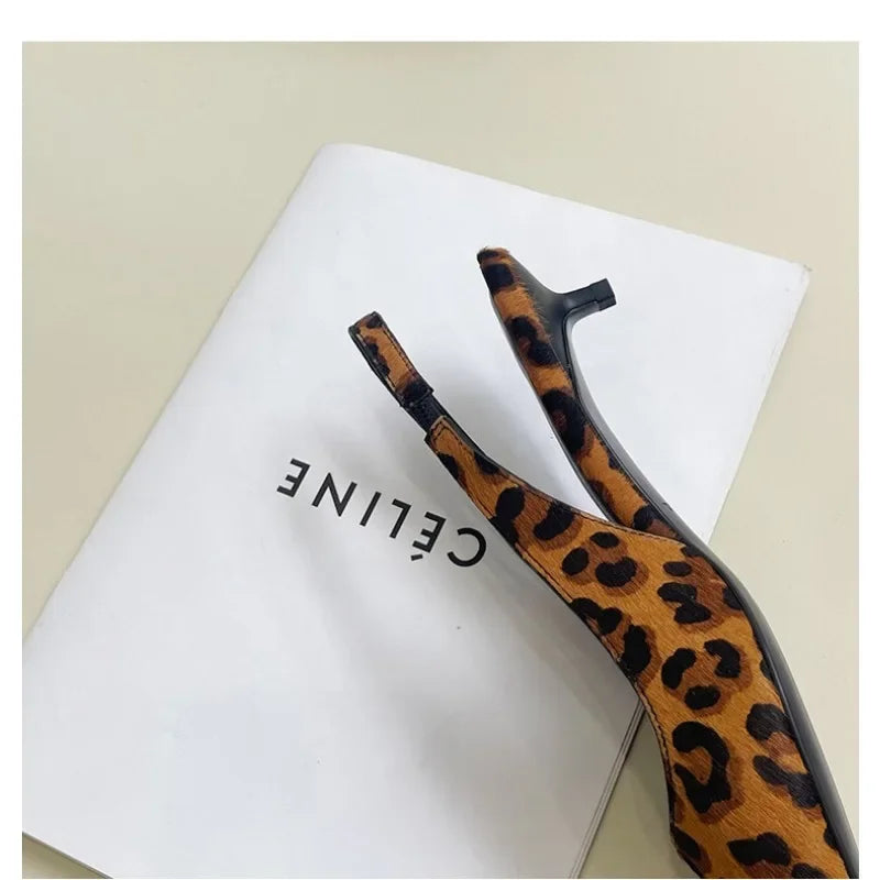 Women's Flat Bottom Slingback Sandals  2024 Leopard Pointed End Woman Mules Summer Fashion Animal Print Low-heel Beach Shoes