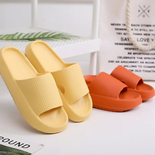 2022 Thick Platform Bathroom Home Slippers Cloud Slippers Women Soft Sole EVA Indoor Slides Sandals Summer Non-slip Flip Flops