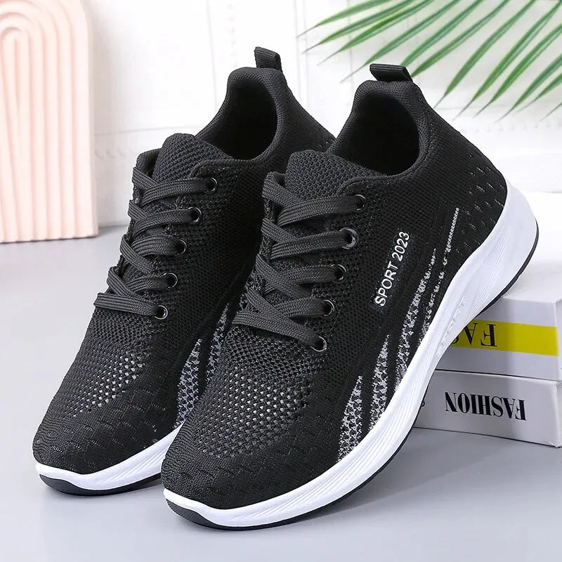 2023 Spring/Summer New Flat Bottom Mesh Sports Women's Casual Soft Sole Lightweight Running Shoe