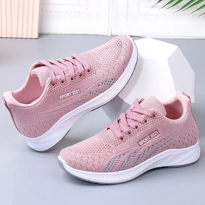 2023 Spring/Summer New Flat Bottom Mesh Sports Women's Casual Soft Sole Lightweight Running Shoe